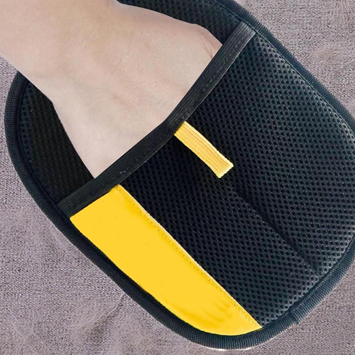 Dealdome® Pet Hair Removal Gloves – BUY 1 GET 1 FREE